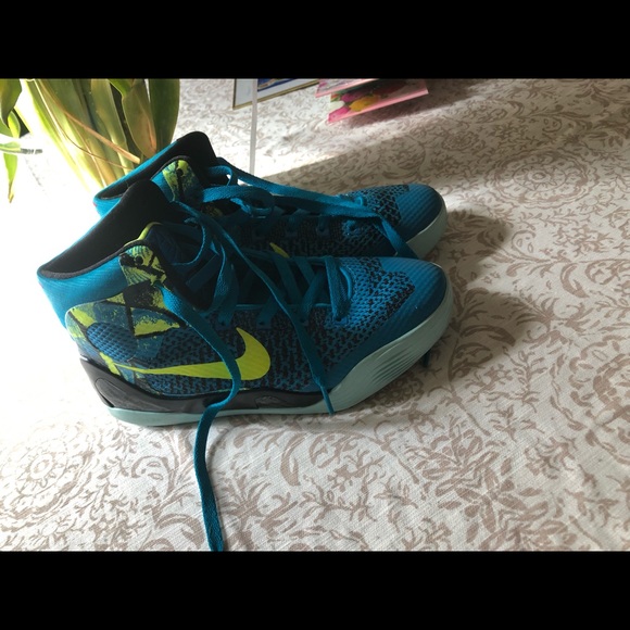 Nike kyrie girl 6 - Picture 1 of 6